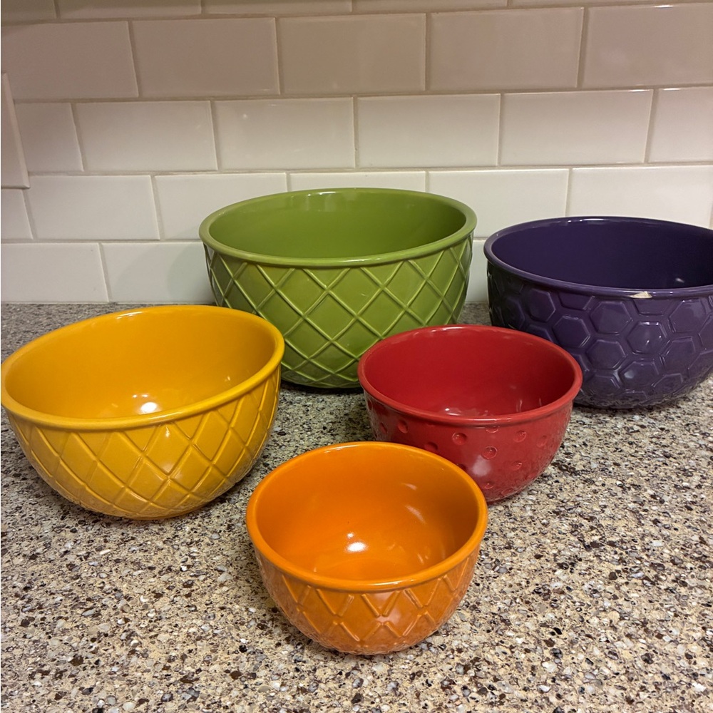 SCM Designs nesting bowls - cleaning for Spring. - Picture 2 of 12